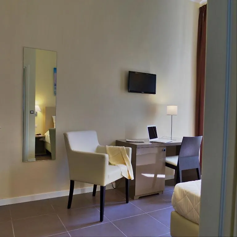 Hotel Ferton Milan