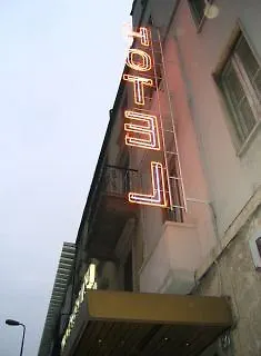 Hotel Ferton Milan